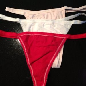 🚫Traded🚫NWOT Victoria's Secret thongs