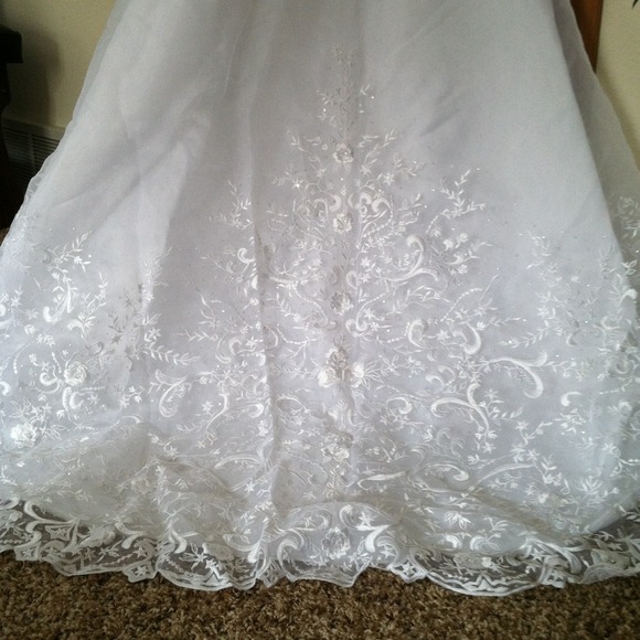 💥NWT💥make offer💥2pc Oleg Cassini wedding dress - Picture 3 of 4