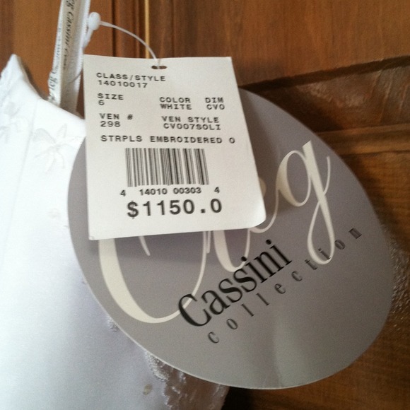 💥NWT💥make offer💥2pc Oleg Cassini wedding dress - Picture 4 of 4