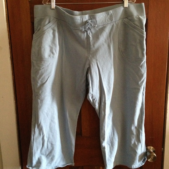 🔥Sold🔥Old navy sweat capris