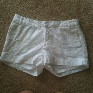 Banana republic why eyelet shorts sz 2