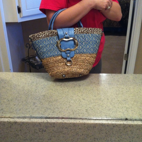 ⭐TRADED⭐Guess purse leopard.