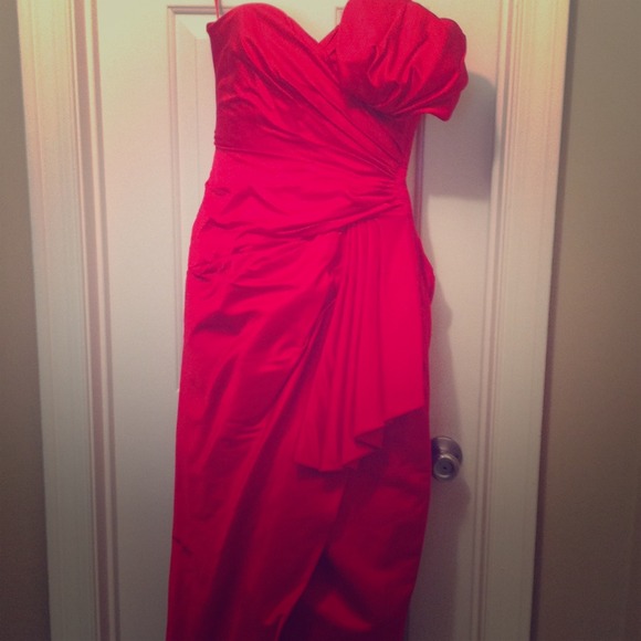 Strapless red gown