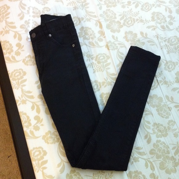 ⬇️REDUCTION⬇️ High waisted Cheap Monday Jeans