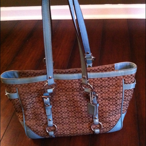 ❌SOLD❌Authentic coach purse