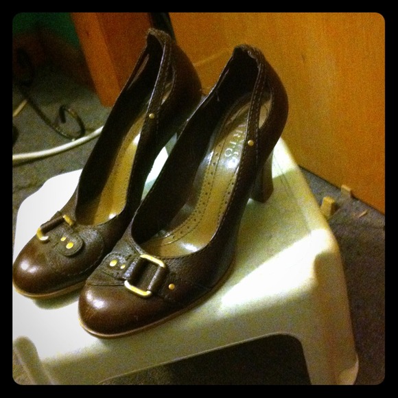 Brown heels size 7