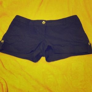 Express shorts (Sold in bundle)