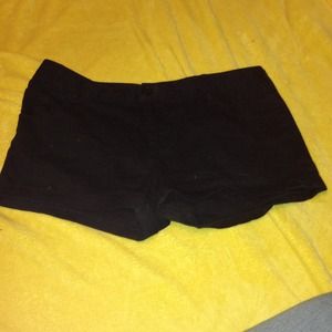 Black Forever 21 shorts.