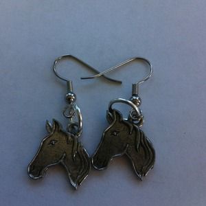 Horse head lightweight earrings