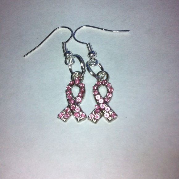 Lightweight breast cancer awareness earrings