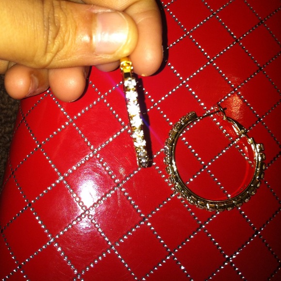 Gold Earrings - Picture 2 of 3