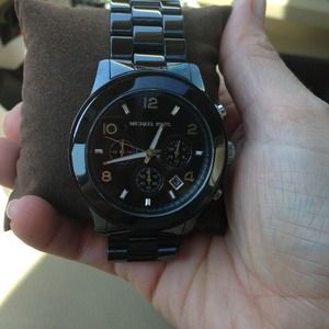 Men's or oversized women's watch