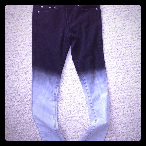 hot topic Denim - ❄️REDUCED Hot topic jeans ❄️reserved for pierced