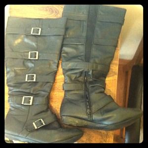 Extended calf black boots with buckles on sides
