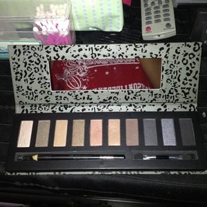 RESERVED Eyeshadow Palette
