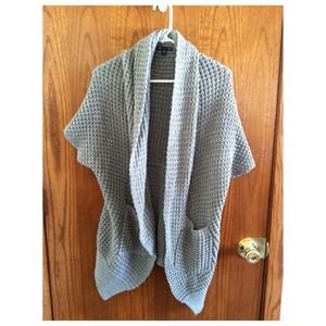 ❌Sold❌Cable knit cardigan