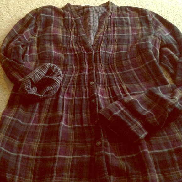 Long sleeve button up top