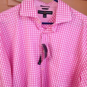 Men's large Tommy Hilfiger pink shirt NWT