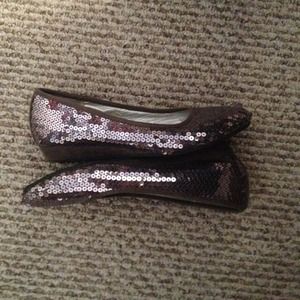 Justice slippers