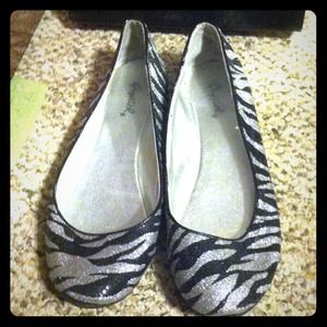 Cute Glitter Zebra Flats