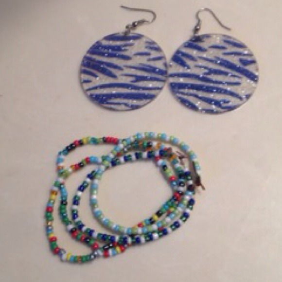 ❌❌SOLD❌❌Bracelet and Earring bundle - Picture 1 of 2