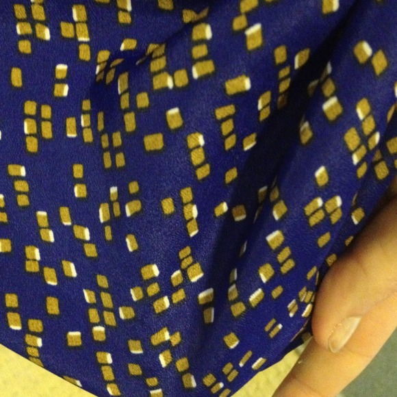 Reserved in bundle! Adorable blue with white dress - Picture 2 of 4