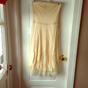 Lace cocktail dress