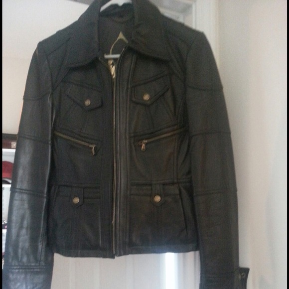 Guess leather black jacket - Picture 2 of 3