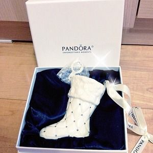 Pandora ornament / jewelry box