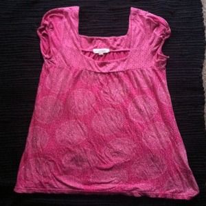 Hot pink baggy top with designs