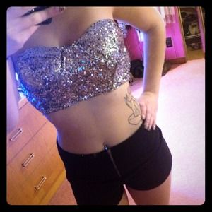 💥Reduced💥Sequin crop top NWT!