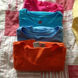 ❌❌❌❌SOLD❌❌❌❌.        Bundle of 4 t-shirts