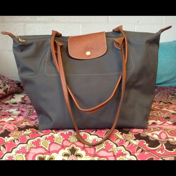 Longchamp "Le Pliage" large tote in graphite