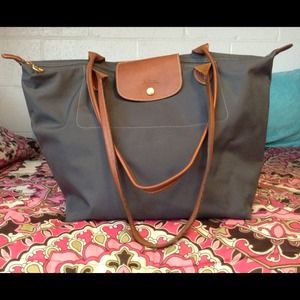 Longchamp "Le Pliage" large tote in graphite