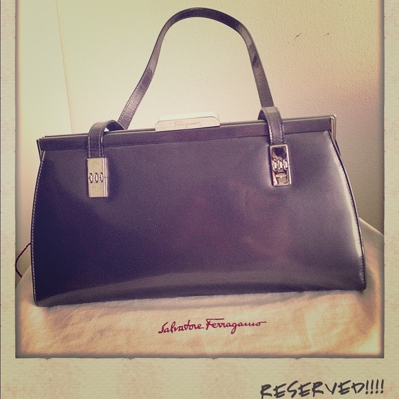 ⛔RESERVED⛔Ferragamo Anthracite Vittelo Handbag