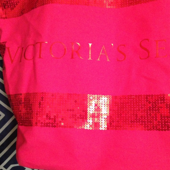 Pink VS bag - Picture 2 of 2