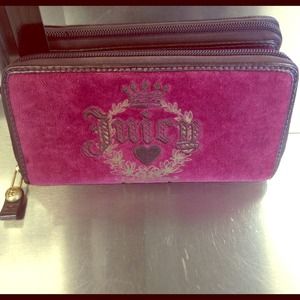 Authentic Juicy Couture wallet!