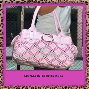 Adorable Hello Kitty Purse