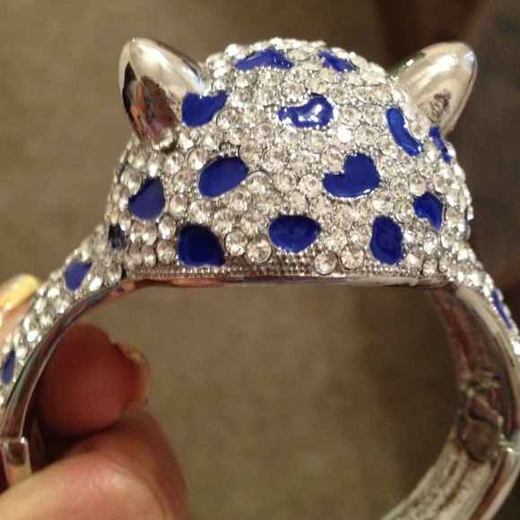 Jaguar  bracelet and ring - Picture 3 of 5