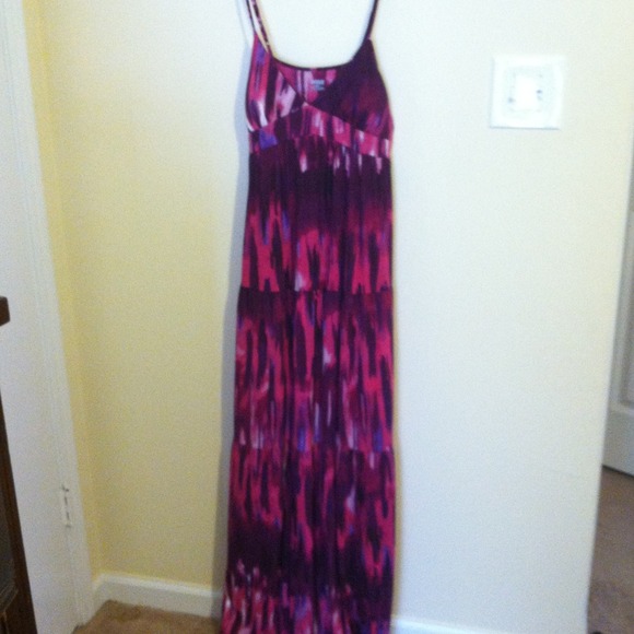 Maxi dress with adjustable spaghetti straps