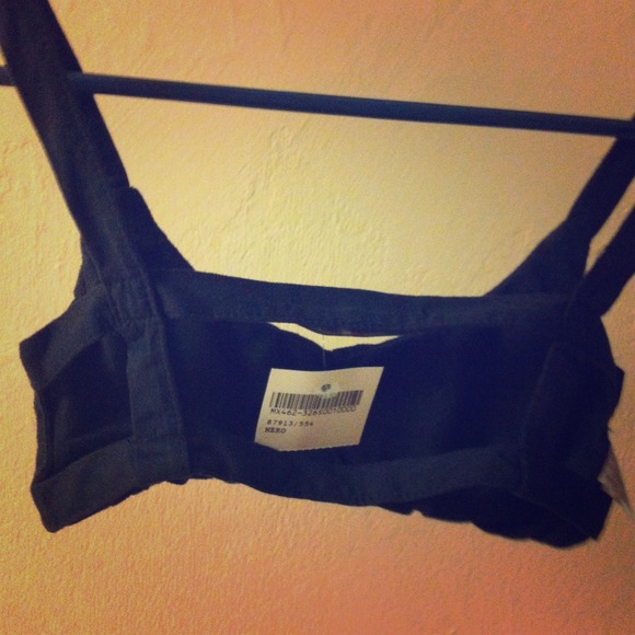 💳💸⭐⭐Sold⭐⭐💰💴   Brandy Melville Amelia Bralette