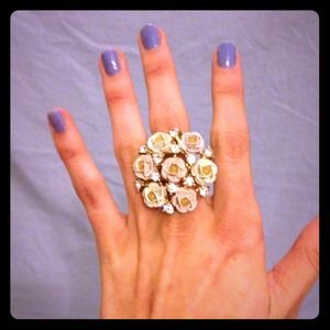 Gold floral ring