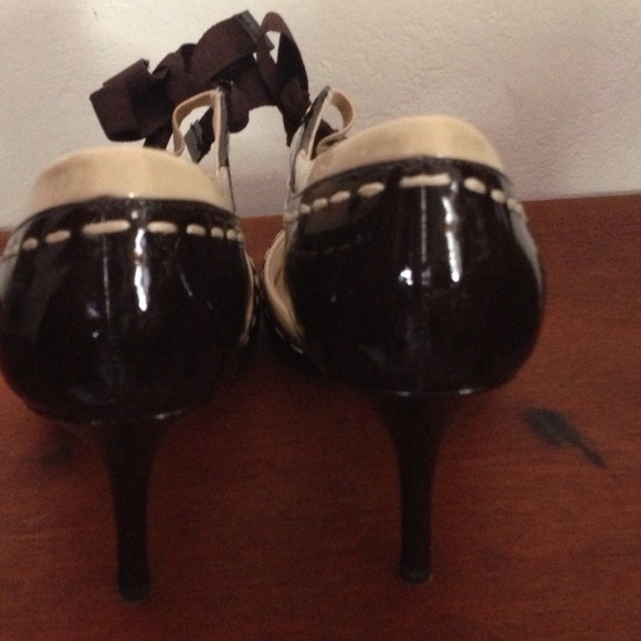 Bundled with champagne blouse! - Picture 2 of 4