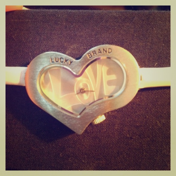 ❌SOLD❌Lucky Brand Heart Watch