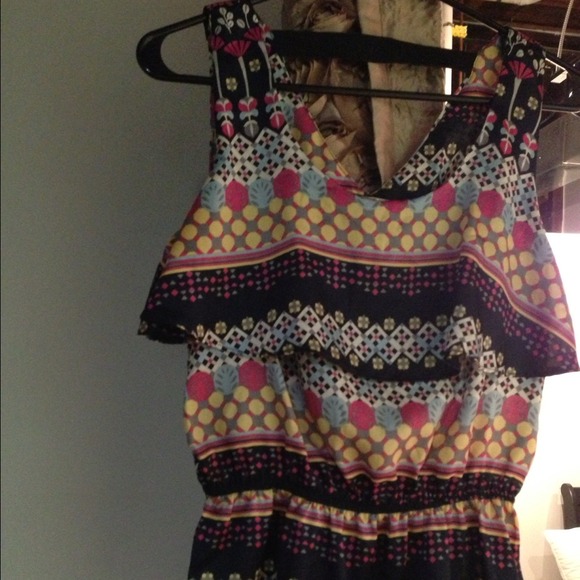 Printed tank top with top ruffle!