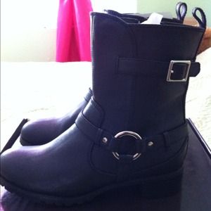 Leather combat boots