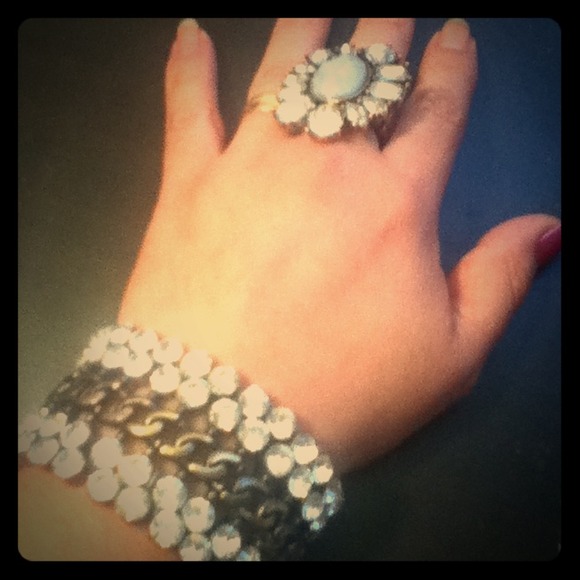 Beautiful bracelet ring set