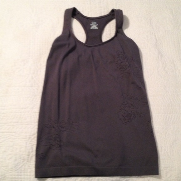Like New! Slate Grey sleeveless workout tank.