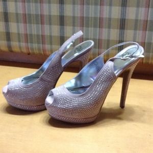 Sling back heel size 9 (new) REDUCED