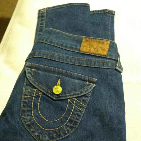 Trading with @md012 Women's true religion jeans